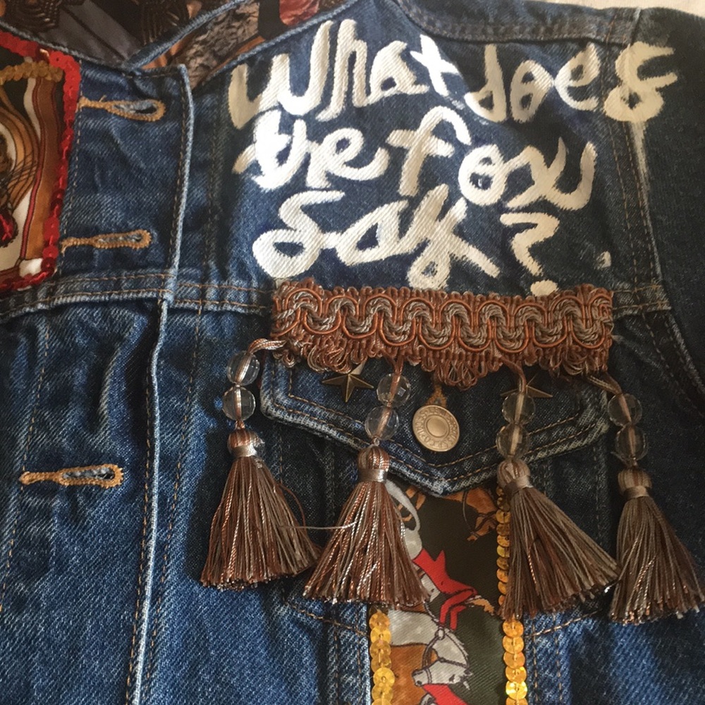 Guy Laroche scarf tie Hand Crafted Wearable Art Fox Hunt Denim Jacket Brooches - Picture 7 of 12
